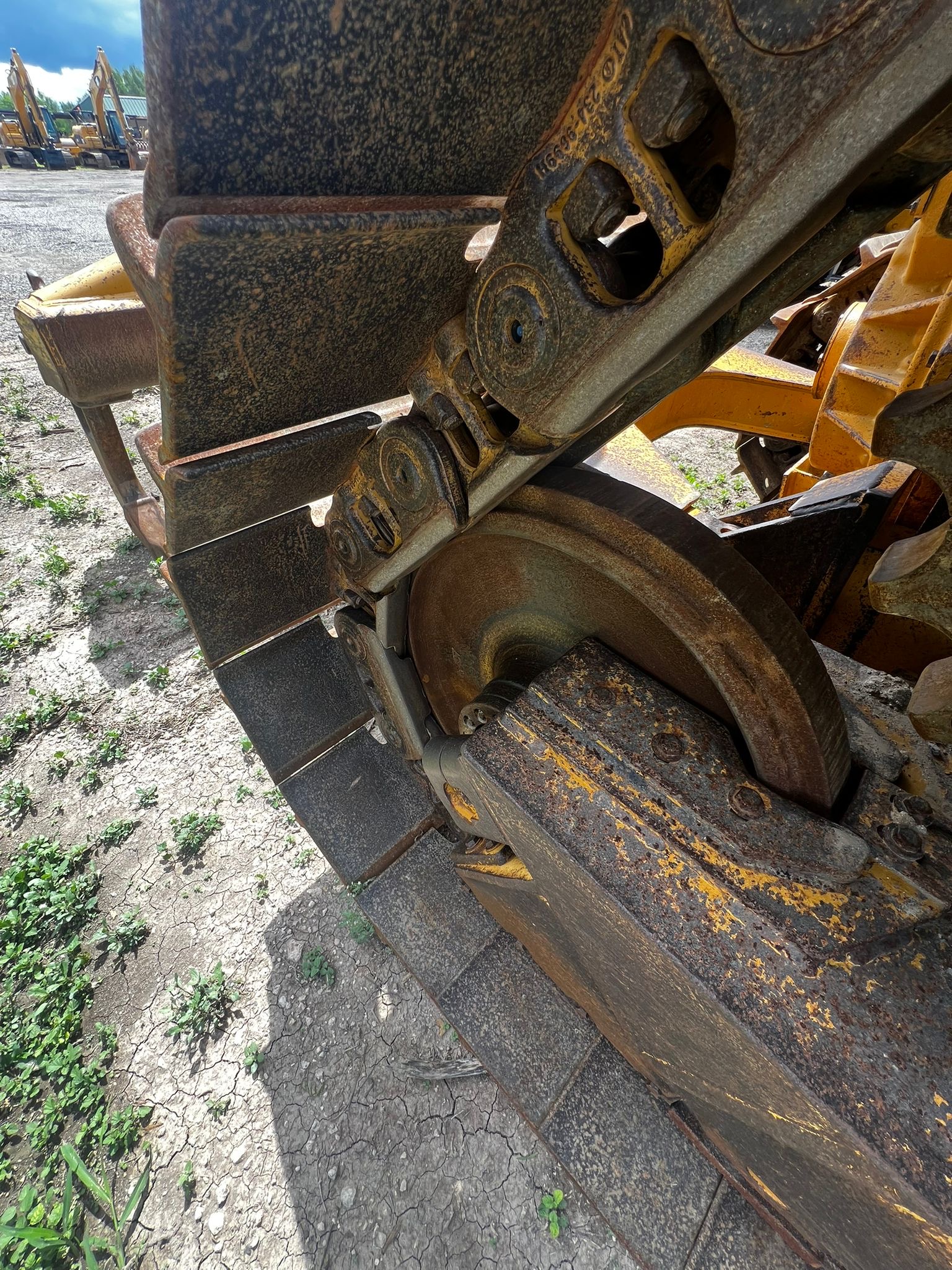 2011 CATERPILLAR D6T XL - view 6 of 12